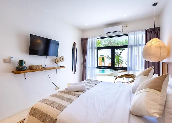 Thomas Apartment