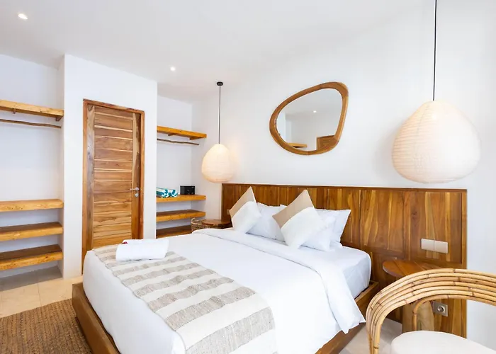 Thomas アパート *